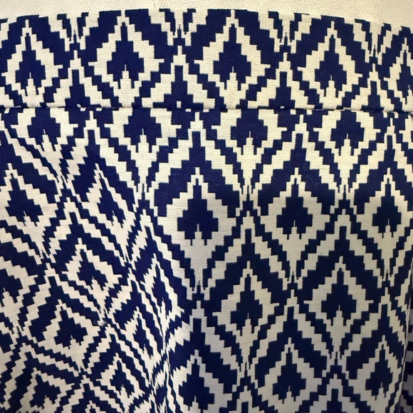 NWT - J. Crew Blue and White Ikat Patterned A-Line Skirt - Picture 4 of 8